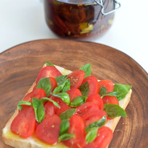 トマト＆バジルのパン